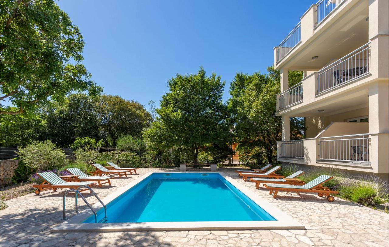 Beautiful Apartment In Pinezici With Wifi מראה חיצוני תמונה