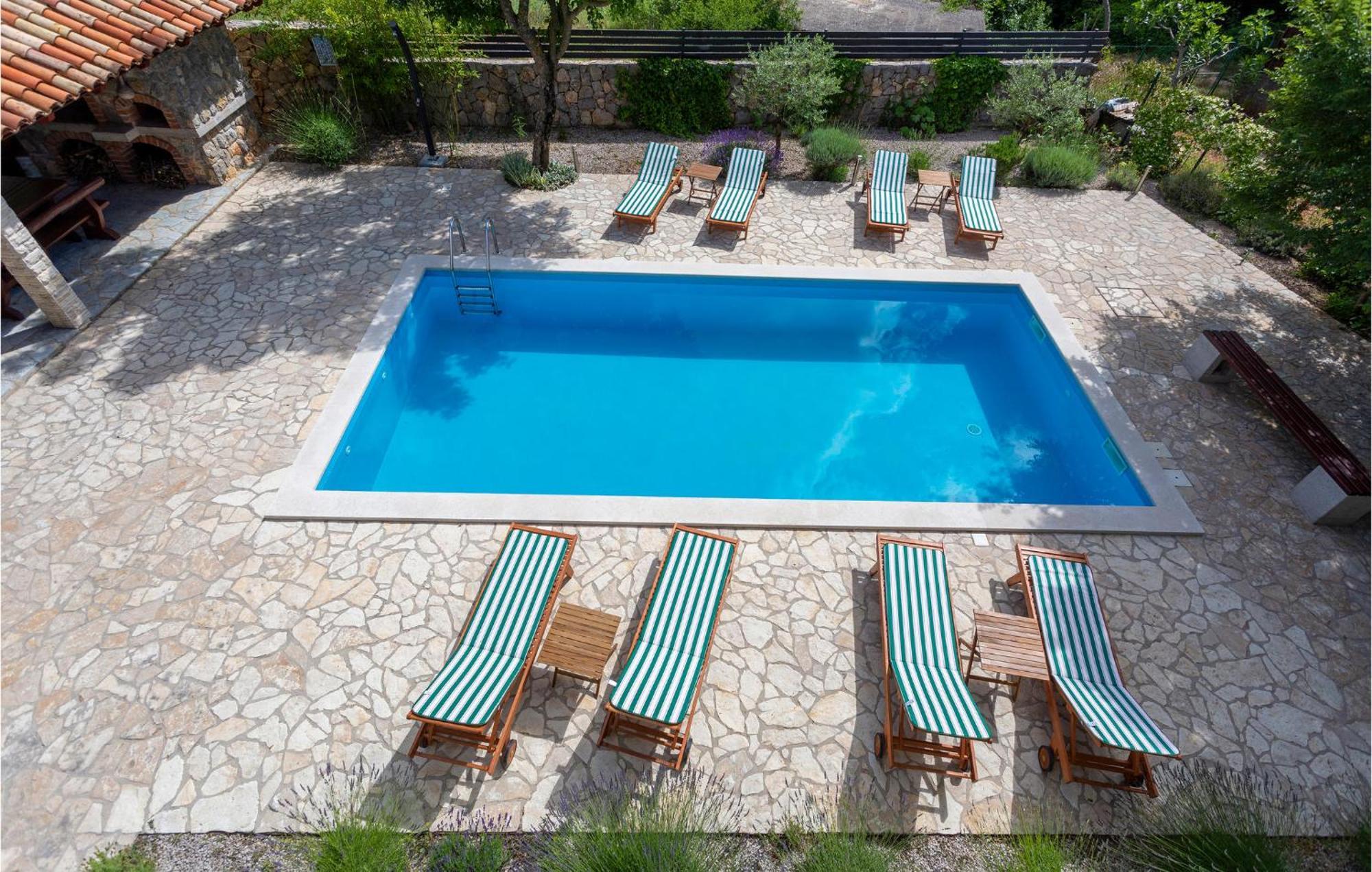 Beautiful Apartment In Pinezici With Wifi מראה חיצוני תמונה