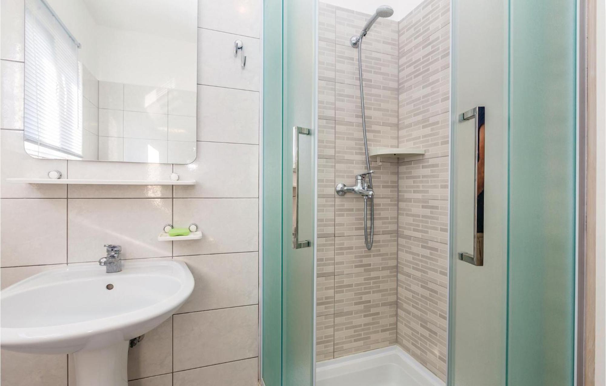 Beautiful Apartment In Pinezici With Wifi מראה חיצוני תמונה